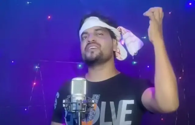 আলতাফ হোসেইন