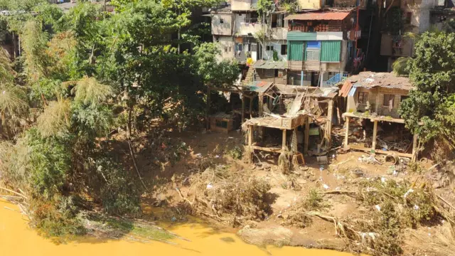 இலங்கை நிலச்சரிவு