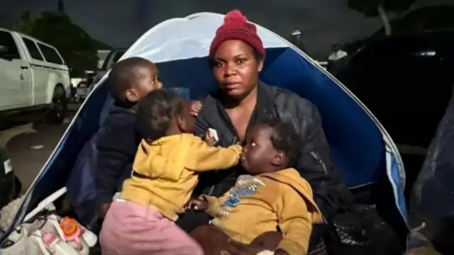 Esnat Joseph, ajoji to ni wọn ṣa ọkọ oun ladaa lori.  Awọn ibẹta to bi wa lẹsẹ rẹ nibudo awọn alairilegbe ti wọn n farapamọ si ni South Africa