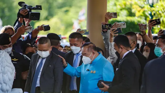 ประวิตร