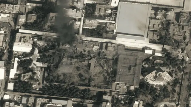 স্যাটেলাইট থেকে নেওয়া খামেনির কম্পাউন্ডের ছবি