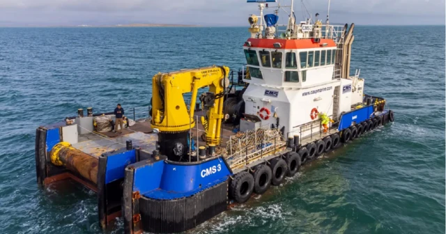 ሲ-ኤም-ኤስ 3 ዝተብሃለት ታግ ቦት ሓንቲ ካብተን ኣብ ኤርትራ ተታሒዘን ዘለዋ መራኽብ ኣዘርባዣን'ያ