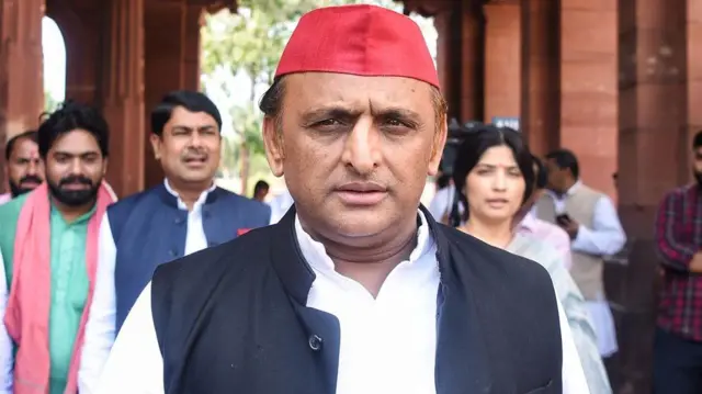 अखिलेश यादव ने सुप्रीम कोर्ट के बयान की तारीफ़ की है