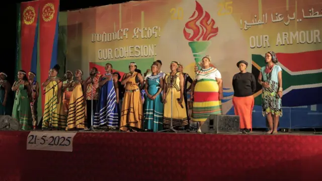 ምርኢት ካብ ደቡብ ኣፍሪቃ ዝመጽኡ - ኣብ ሲነማ ሮማ