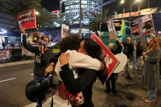 Celebraciones en Tel Aviv por el acuerdo de cese al fuego en Gaza