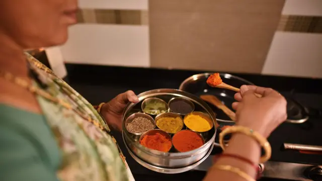 இந்திய மசாலா கலவைகளில் பூச்சிக்கொல்லி