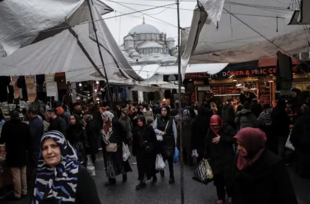 Mayıs ayı itibarıyla ekonomistlerin yıl sonu enflasyon beklentisi yüzde 31,17.