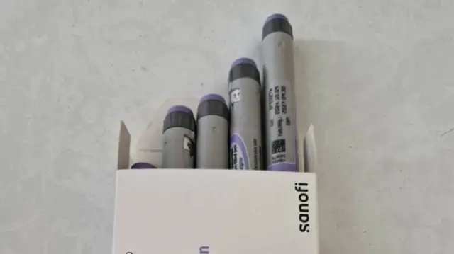  بک بسته انسولین‌