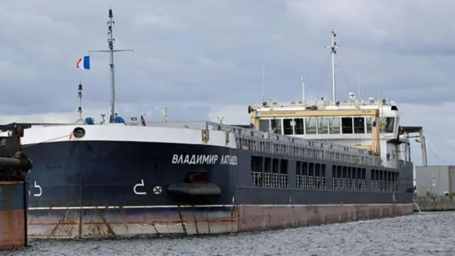  গত ফেব্রুয়ারিতে রূপপুর পারমাণবিক কেন্দ্রের মালামাল নিয়ে একটি রুশ জাহাজ বাংলাদেশের বন্দরে ভিড়তে দেয়া না হলে মস্কো ক্ষোভ প্রকাশ করে (ফাইল ফটো)