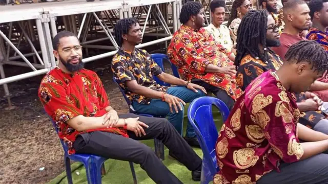 Ndị ụmụakwụkwọ MooreHouse college so mee emume ịgụ aha Igbo ahụ