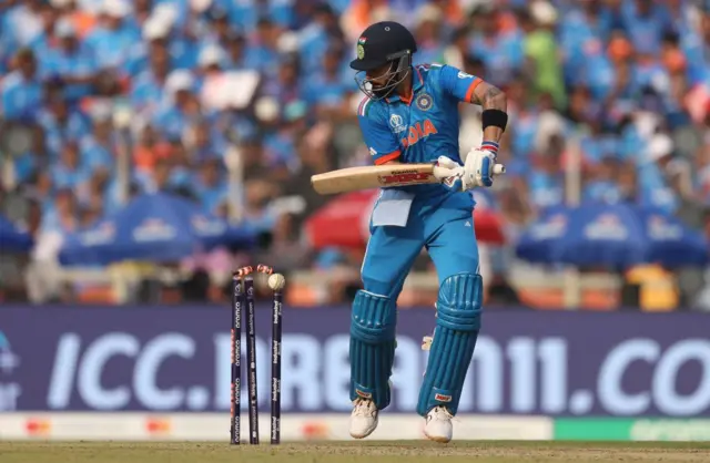 కోహ్లీ అవుట్