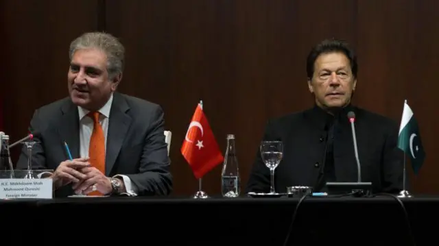 عمران خان، شاہ محمود قریشی