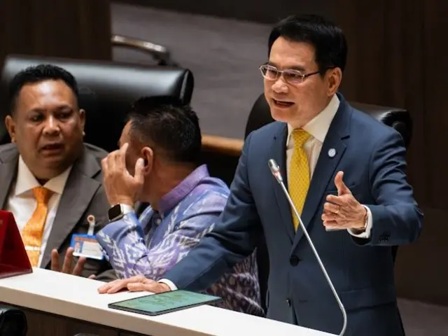 จุรินทร์ ลักษณวิศิษฏ์ ตั้งฉายานายกฯ ว่า “นักกู้ผ้าขาวม้าพันคอ”