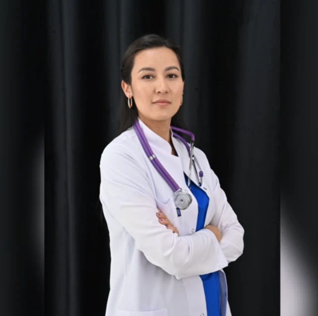 Балдар дарыгери Бактыгүл Кылычбекова 