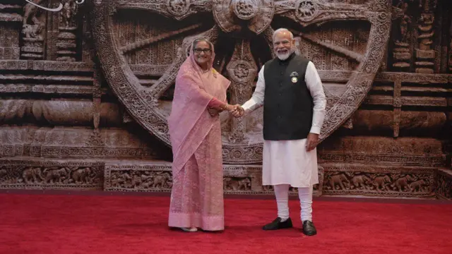 नरेंद्र मोदी