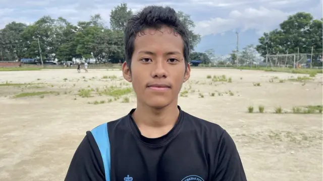 १९ वर्षीय अनीशले अब भारतीय सेनामा भर्तीको सपना त्यागेर ब्रिटिश सेनामा जानेबारे योजना बनाएका छन्