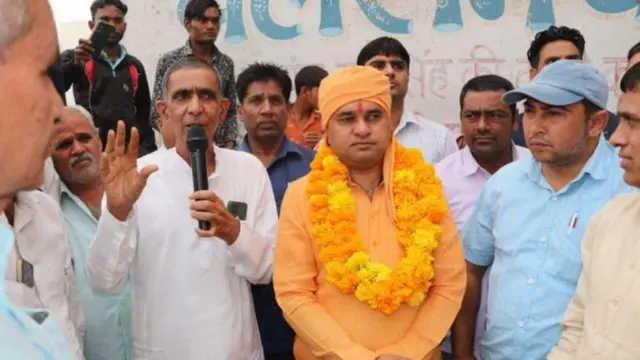 चुनाव प्रचार के दौरान बाबा बालकनाथ