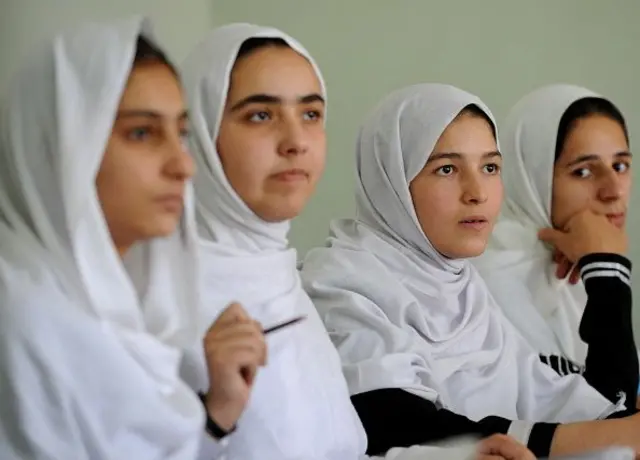 افغانې نجونې