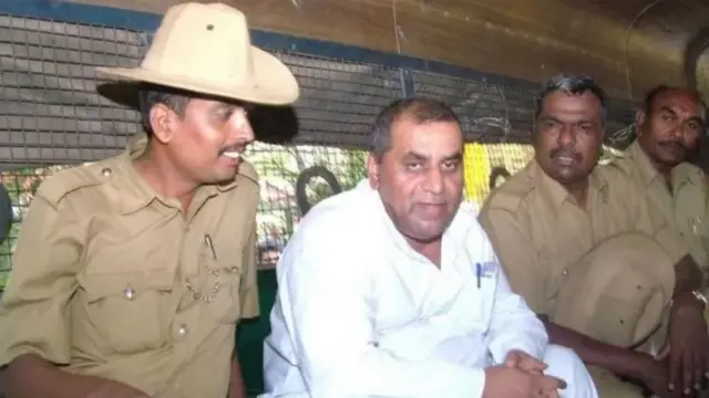 Shraddhananda ilaa hadda wuu difirsan yahay inuu dilka geystay