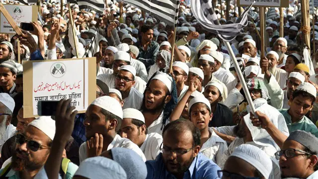 பொது சிவில் சட்டம்: இந்து - முஸ்லிம் சட்டங்கள் பெருமளவில் வேறுபடும் போது அவற்றுக்கிடையே உள்ள ஒற்றுமைகள் என்ன?