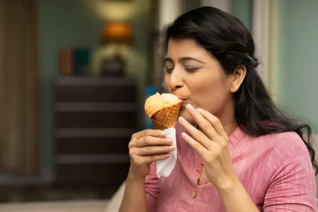 वजन कमी करण्याचा नादात या चुका करू नका