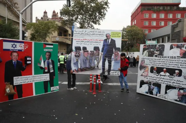  راهپیمایی ۱۳ آبان