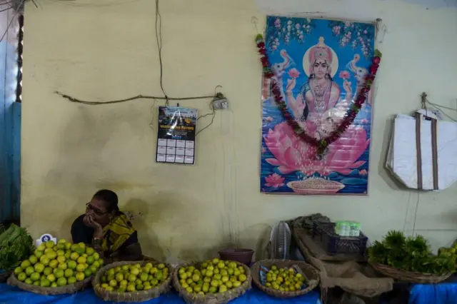 બજારમાં લીંબુના ભાવ બમણા