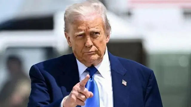 “இரான் தொடர்பான விலக்குகளை டிரம்ப் நிர்வாகம் திரும்பப் பெற திட்டமிட்டுள்ளது. இது, இந்தியாவின் சாபஹார் துறைமுகத் திட்டத்தில் நேரடி தாக்கத்தை ஏற்படுத்தும்.