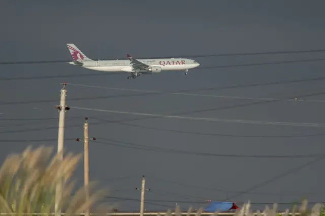 অতিরিক্ত ছাড়ে টিকিট বিক্রি, বাজার মূল্য কারসাজি ও গ্রাহকের অর্থ আত্মসাৎ করে পালিয়ে যাওয়ার ঘটনা বাংলাদেশে এর আগেও হয়েছে 