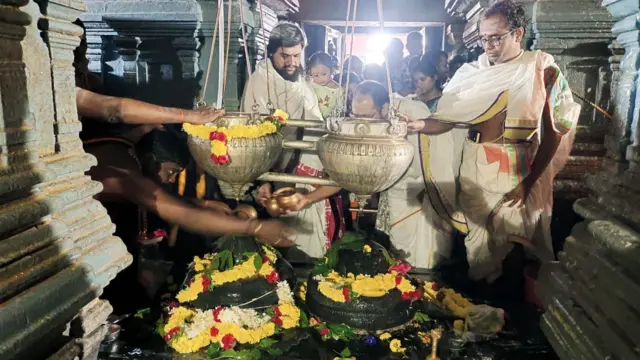 శివుడికి పూజలు