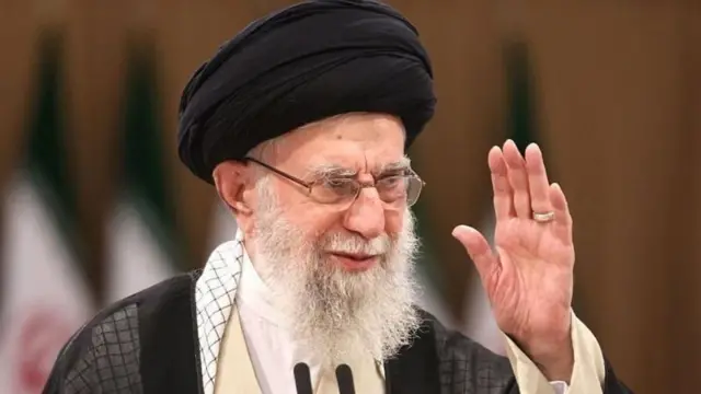 ઈરાન અમેરિકા ટ્રમ્પ ખામેનેઈ મોજતબા સંઘર્ષ યુદ્ધ ઇઝરાયલ હુમલો બીબીસી ગુજરાતી પર્શિયન ફારસી