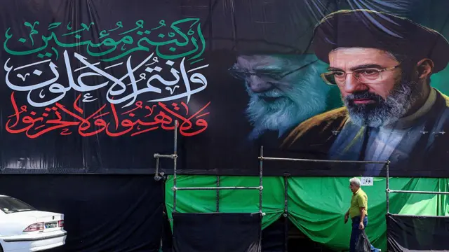 Hoton tsohon jagoran addinin Iran