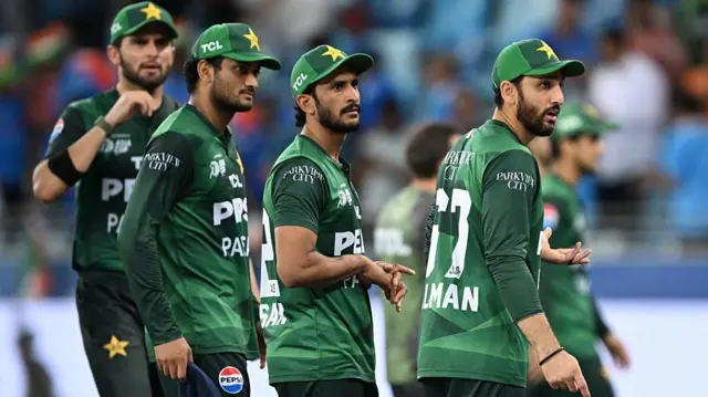 තරගය අවසානයේදී ඉන්දීය නායක සූරියකුමාර් යාදෙව් සහ ශිවම් ඩුබේ පකිස්ථාන ක්‍රීඩකයින්ට අතට නොදී පිටියෙන් නික්ම ගියහ