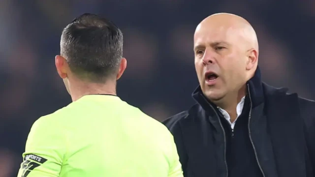 Slot