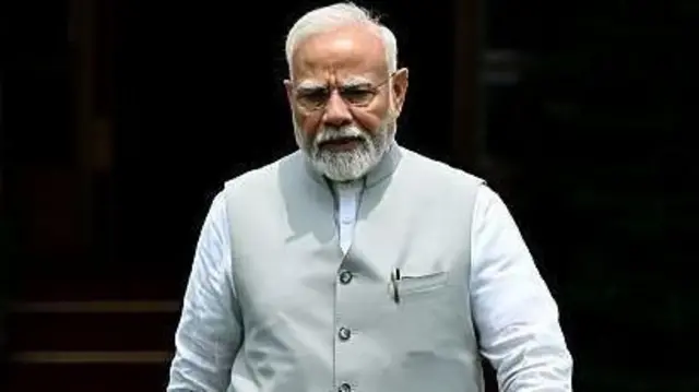 पाकिस्तानच्या एका माजी मुत्सद्द्याचं म्हणणं आहे की पंतप्रधान नरेंद्र मोदी सत्तेत असल्यावर भारत-पाकिस्तान तणाव कमी होणं कठीण आहे