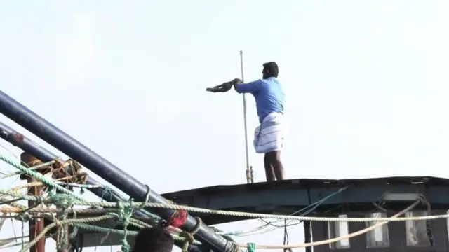 இலங்கை, தமிழ்நாடு மீனவர் பிரச்னை 