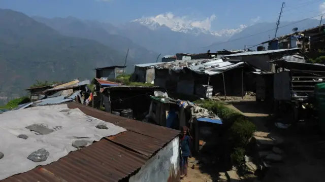 टहराको बास 