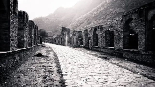 भानगड किल्ला