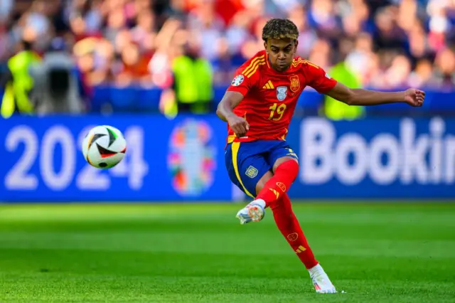 لامین یامال