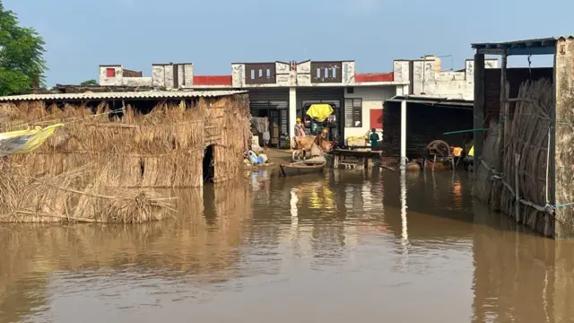 ਹੜ੍ਹਾਂ ਕਾਰਨ ਬਣੇ ਹਾਲਾਤ