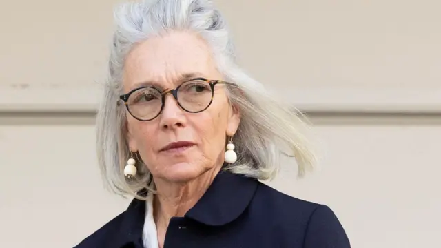 普魯登斯·梅鐸特定照