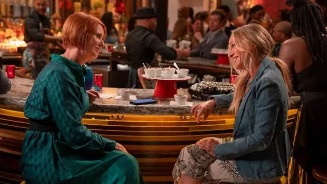 Кадр із серіалу "І просто так..."