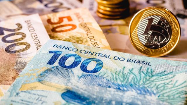 Notas e moedassite de aposta que ganha bonus no cadastroreais