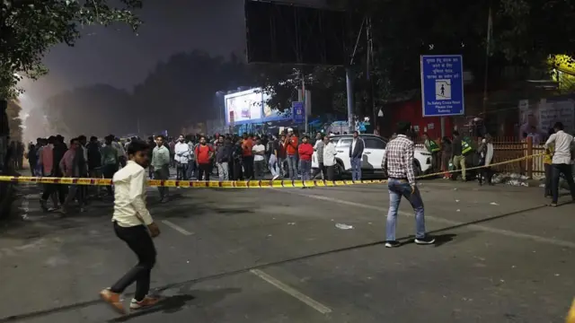 దిల్లీ పేలుడు, రెడ్ ఫోర్ట్, కారు బాంబు