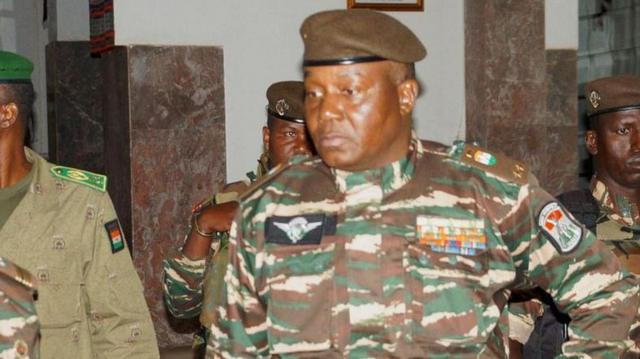  الجنرال عبد الرحمن تياني، قائد الانقلاب نصب نفسه حاكما عسكريا للنيجر العسكري الأسبوع الماضي