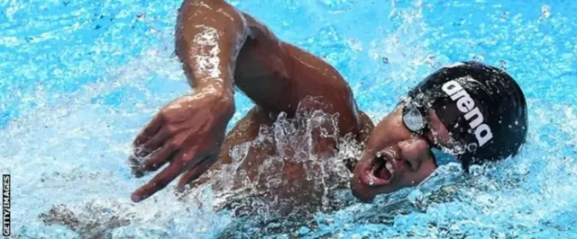 Azzam na daga cikin wadanda suka wakilci Maldives a wasannin Olympics na Tokyo. 