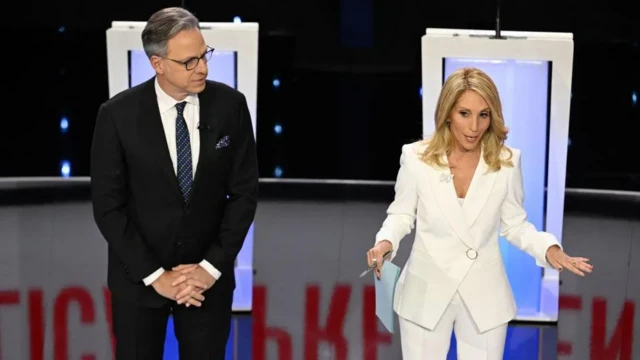 Người dẫn chương trình Jake Tapper và Dana Bash của CNN sẽ điều phối cuộc tranh luận