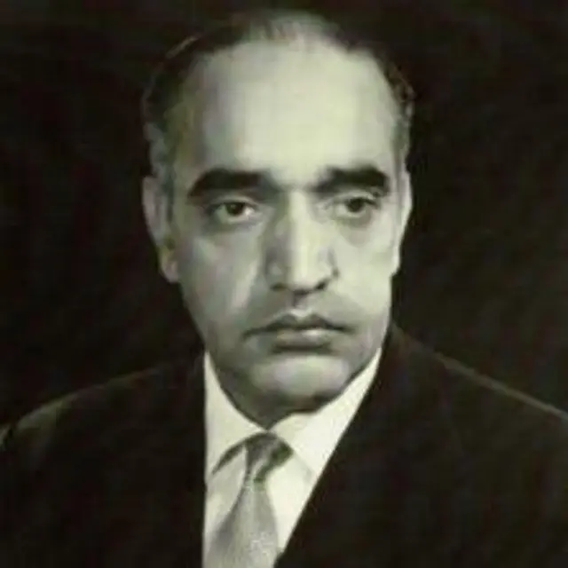 هاشم میوندوال