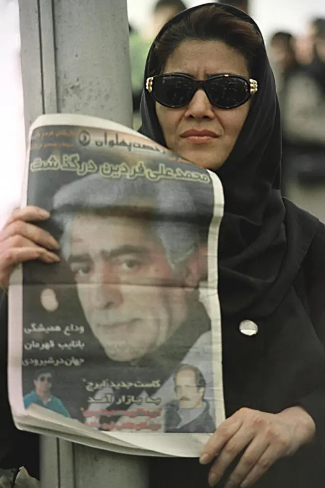 محمدعلی فردین سرانجام در روز پنجشنبه ۱۸ فروردین ۱۳۷۹ در ۶۹ سالگی بر اثر ایست قلبی از دنیا رفت 