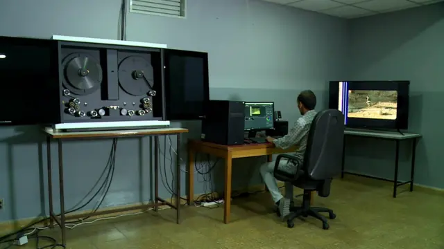 افغانستان کې لومړنی هنري فلم په ۱۹۶۹ کال کې د روزګاران په نامه جوړ شو